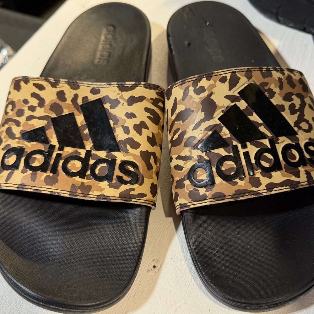 adidas Leopard Slide Sandals - Black & tan